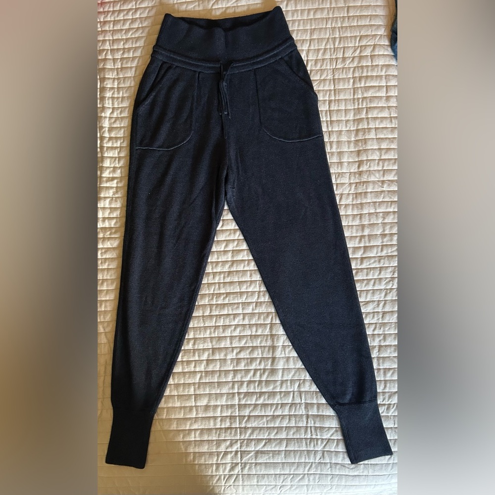 Lululemon Knit Black Jogger Pants
